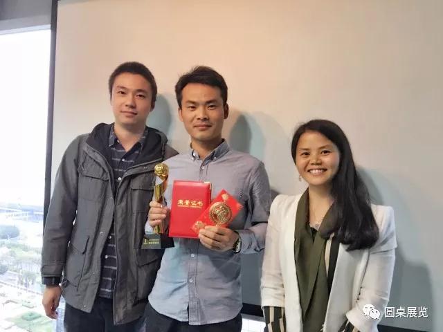 好色先生APP下载绿装奖.jpg