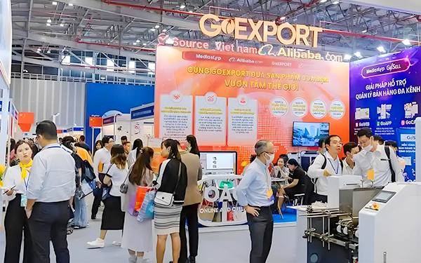 在北京展会设计布局中，如何做到无缝衔接功能区？